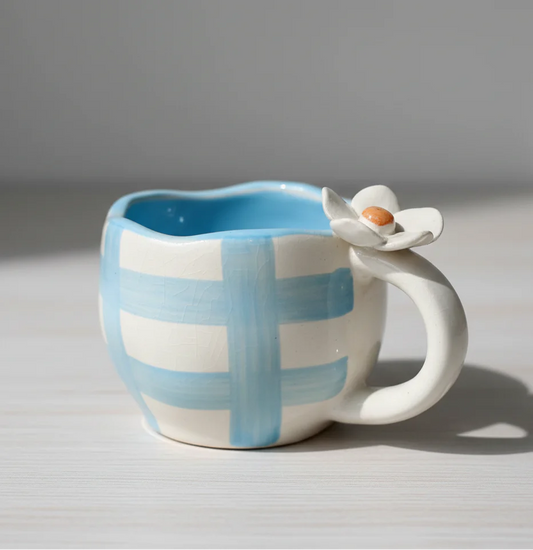 Blue Daisy Ceramic Mug – Cute Aesthetic Handmade Coffee Cup